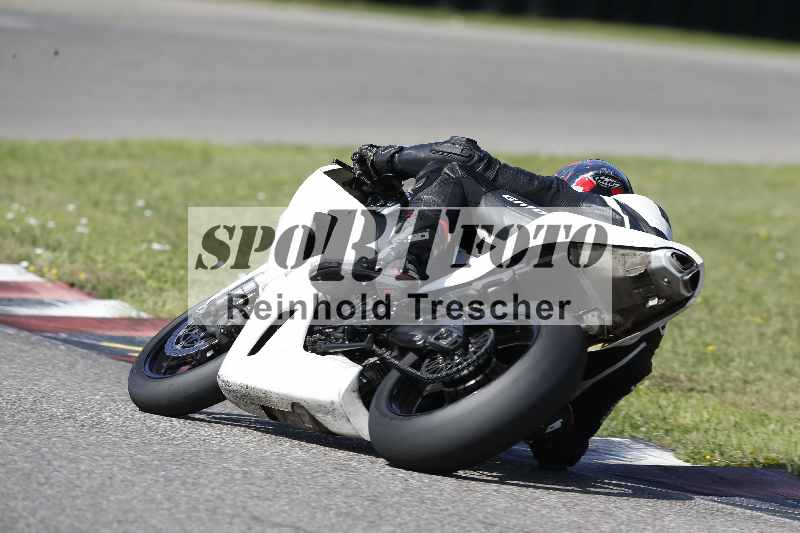 /44 09.08.2025 Plüss Moto Sport ADR/Freies Fahren/backside